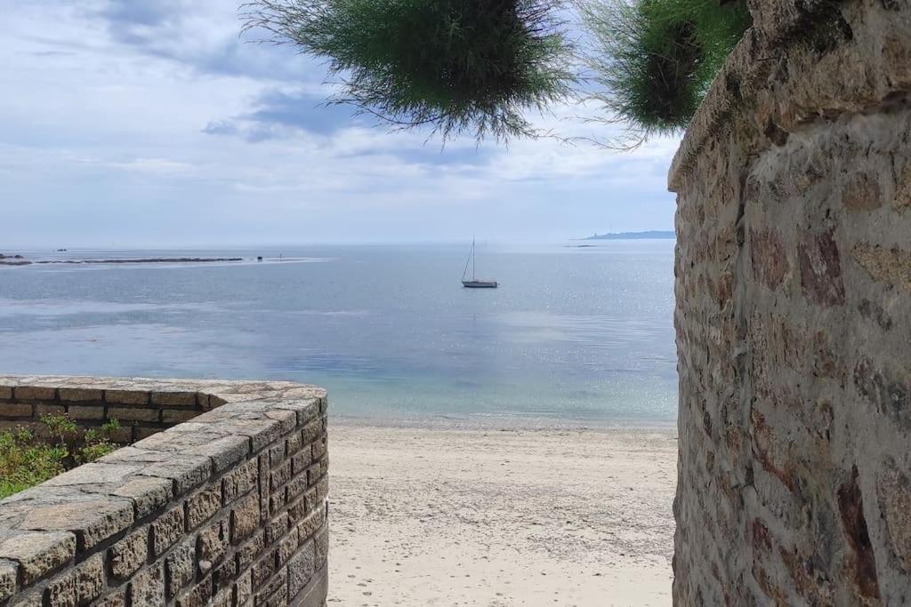 קונקרנו Chez Louisette Centre Ville Et Plages A Pied! מראה חיצוני תמונה
